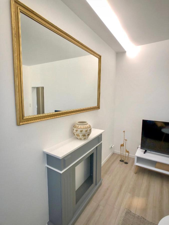 Deluxe Design - Center Cosy Apartment