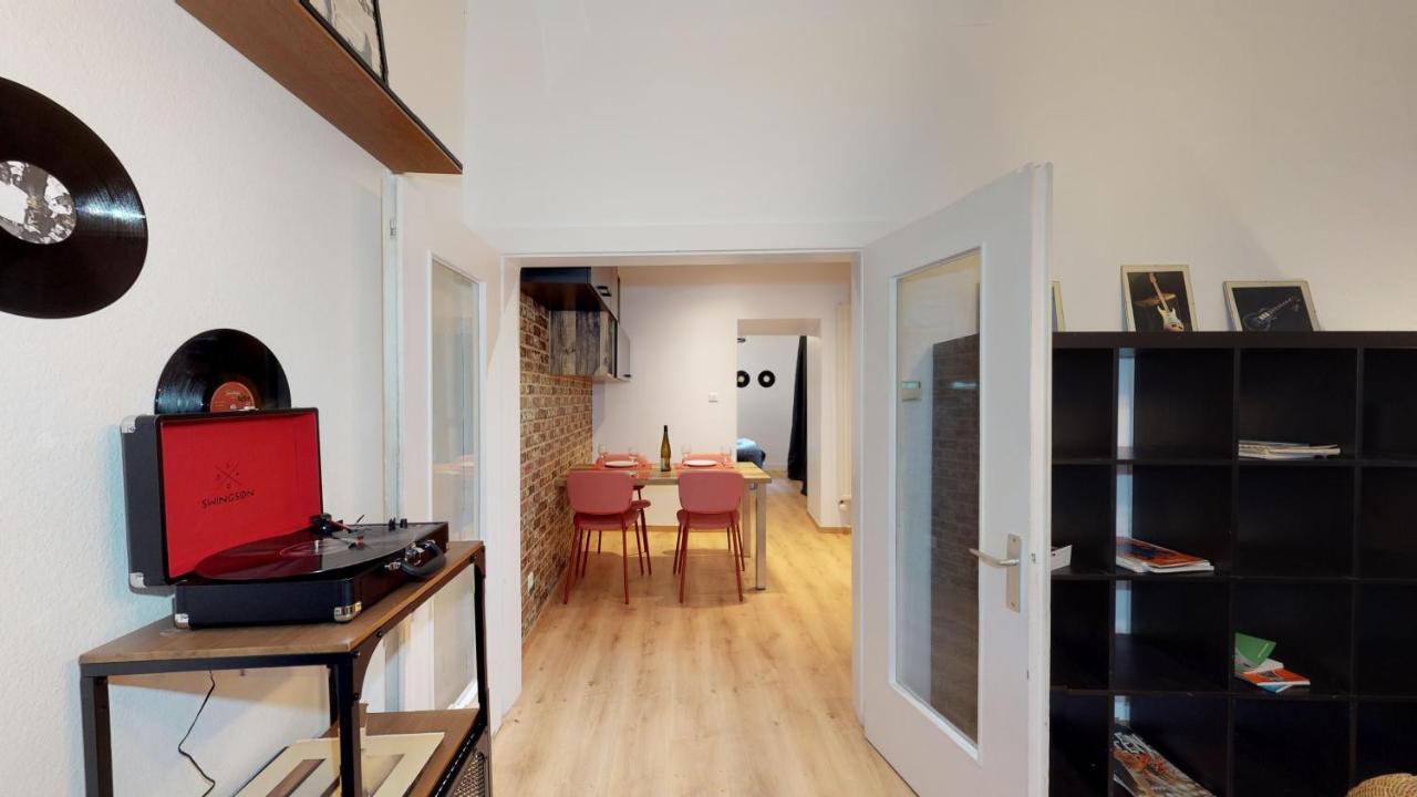 L'octave 1 Bedroom & Living-room *