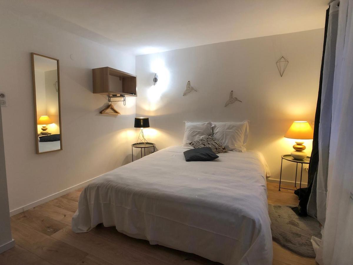Beauty & The Beast - Old Town Cosy Apartment *