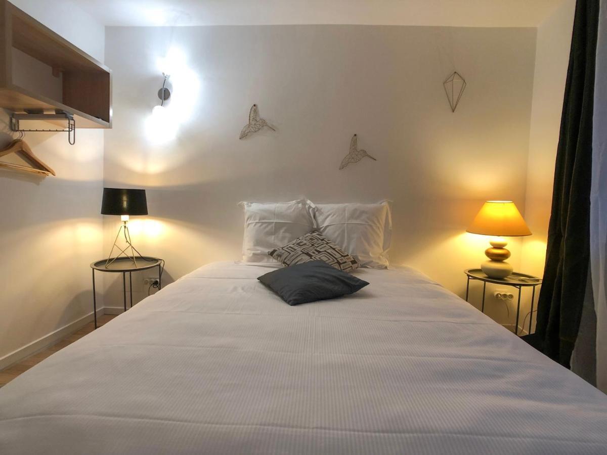 Beauty & The Beast - Old Town Cosy Apartment