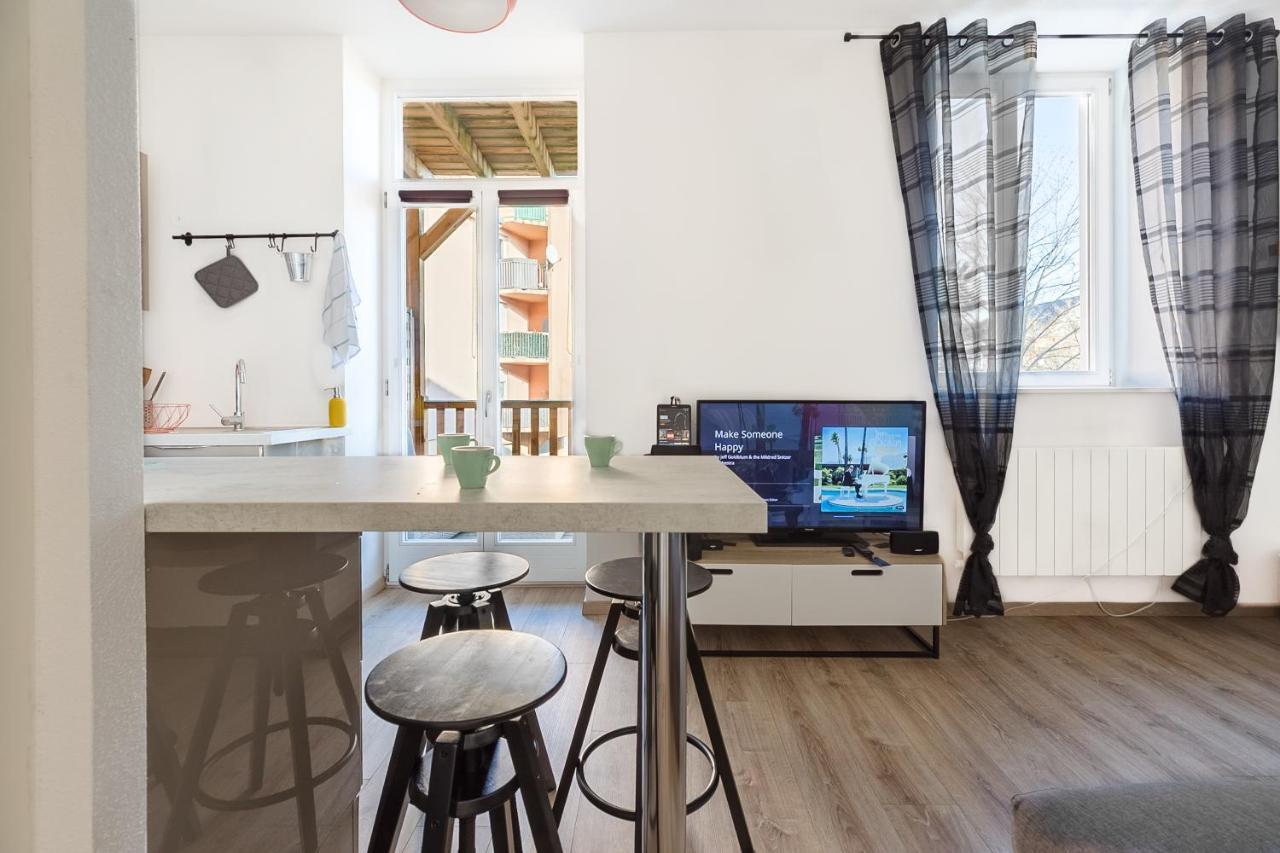 Travel Homes - The Armore - 1br City Center Appartement