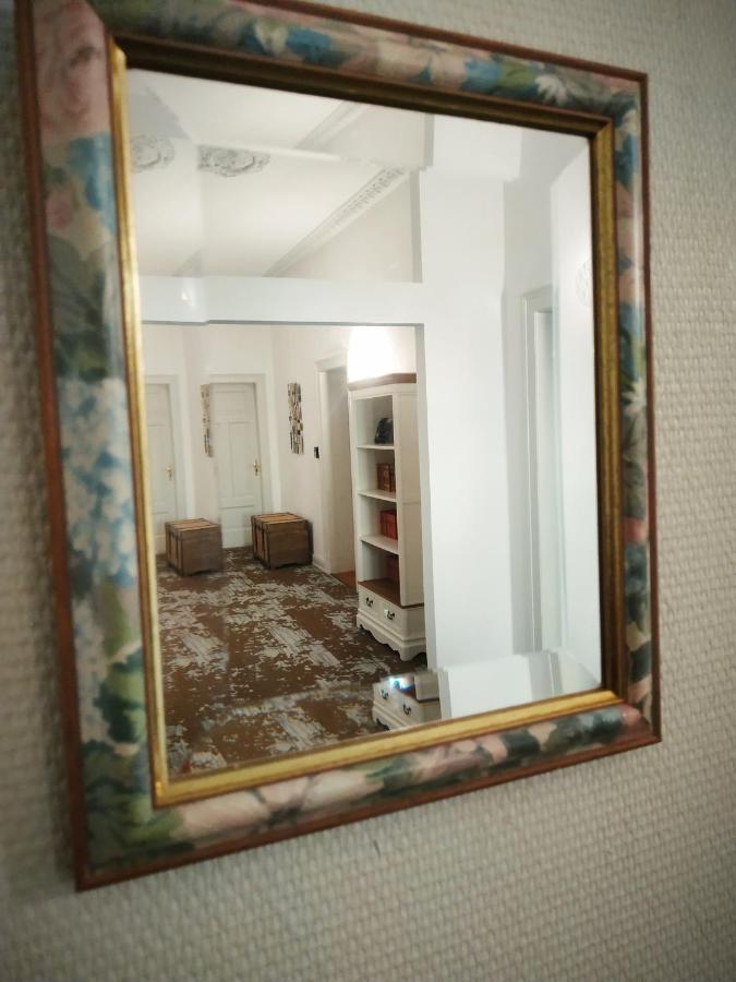 - Résidence