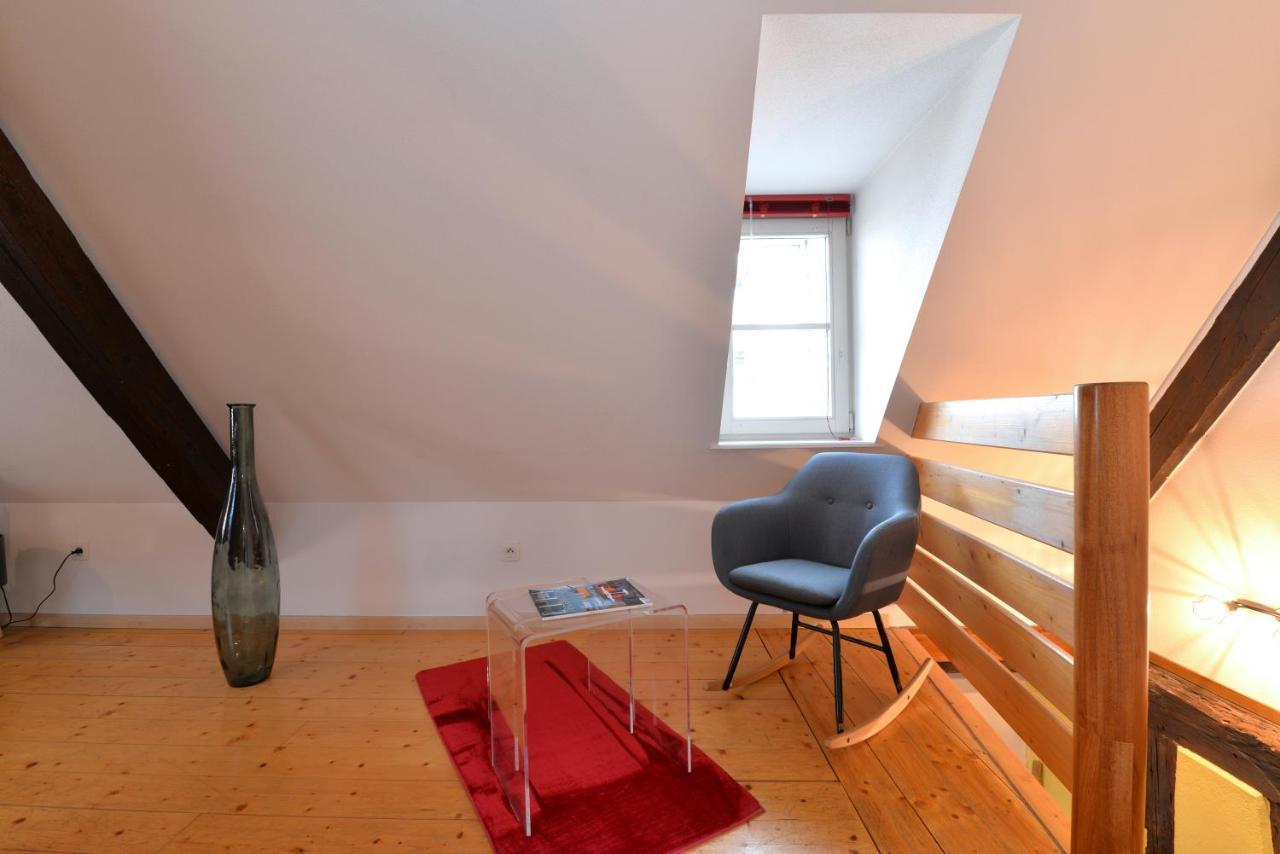 L'elegant De La Petite Venise Apartment