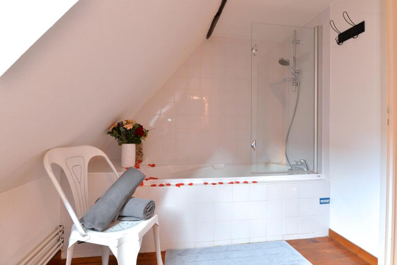 L'elegant De La Petite Venise Apartment